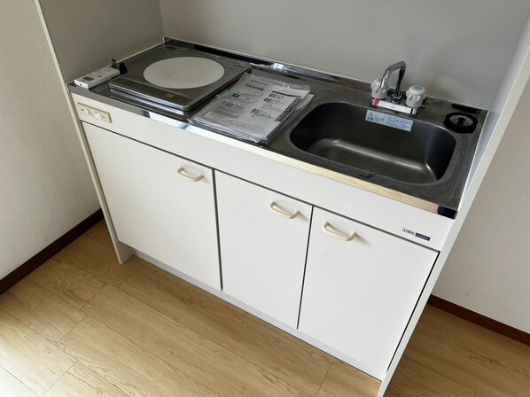 ローズレジデンス西八代の物件内観写真